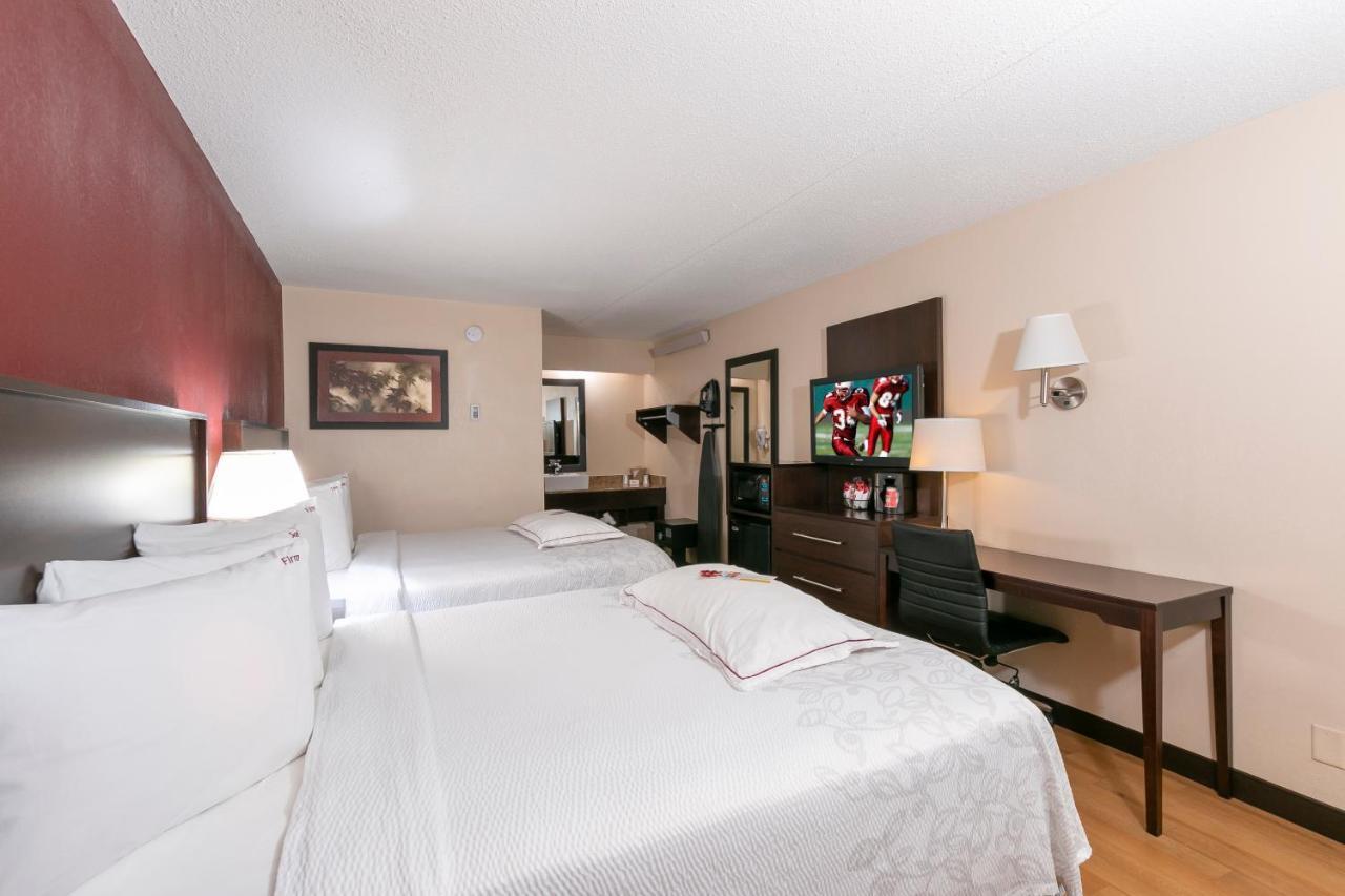 Red Roof Plus+ Atlanta - Buckhead 3*