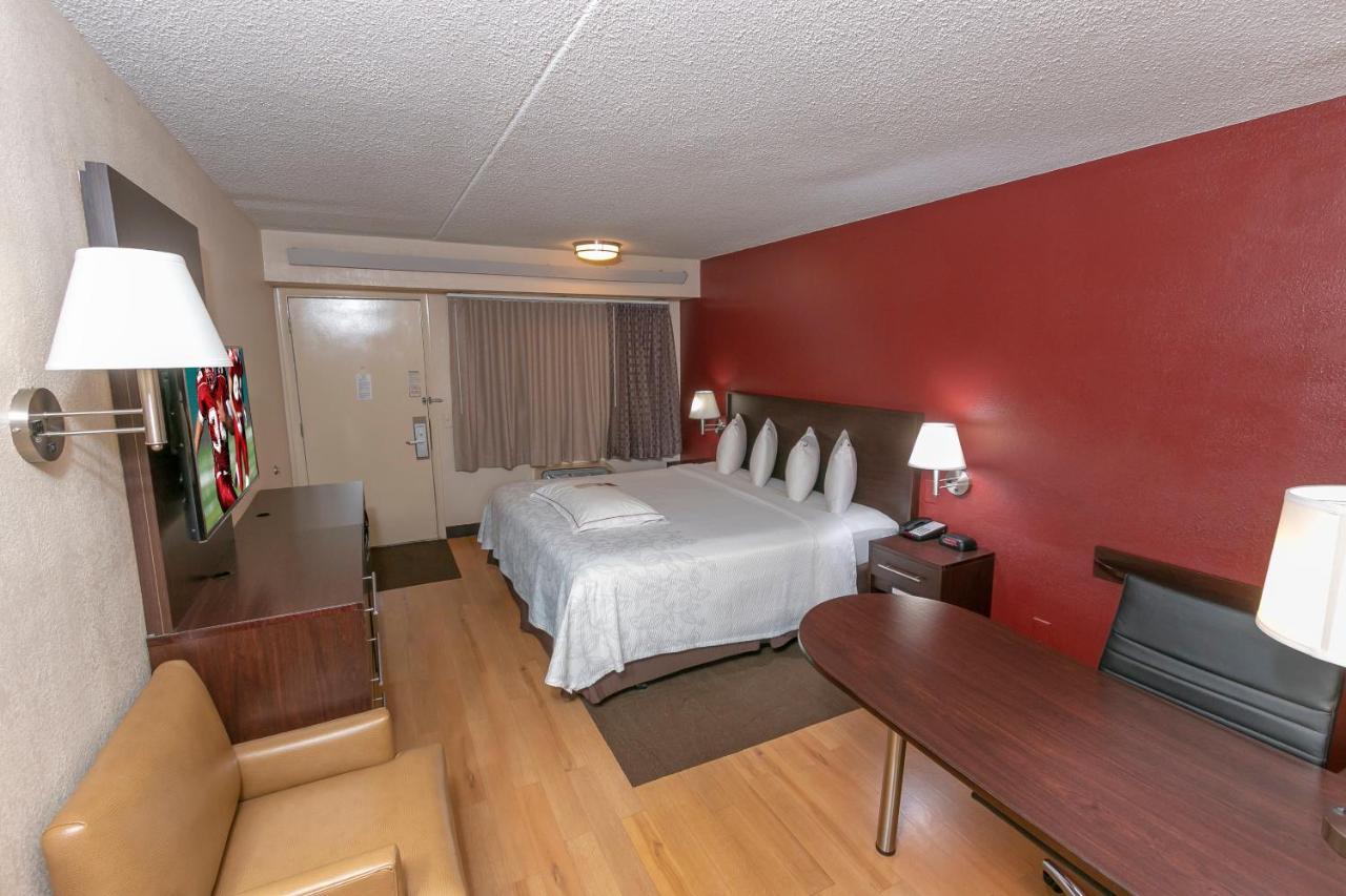 Hotel Red Roof Plus+ Atlanta - Buckhead